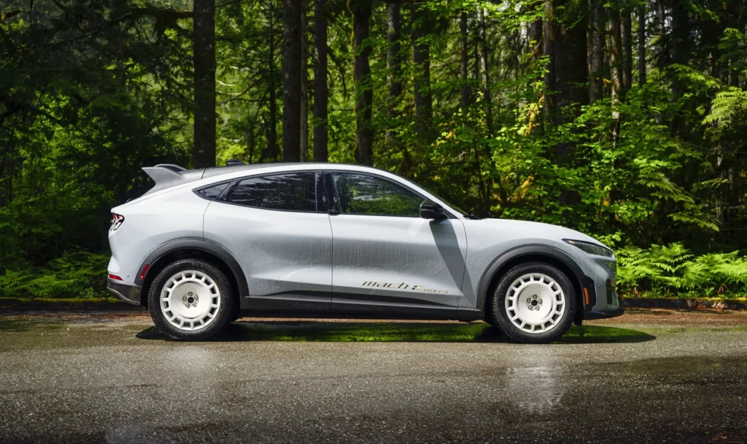 Ford’s EV battery pack could stay put for module replacement