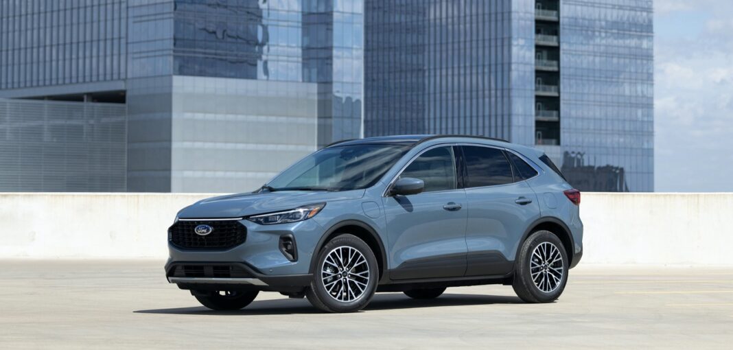 Ford Escape and Lincoln Corsair PHEV recalled because they could short circuit