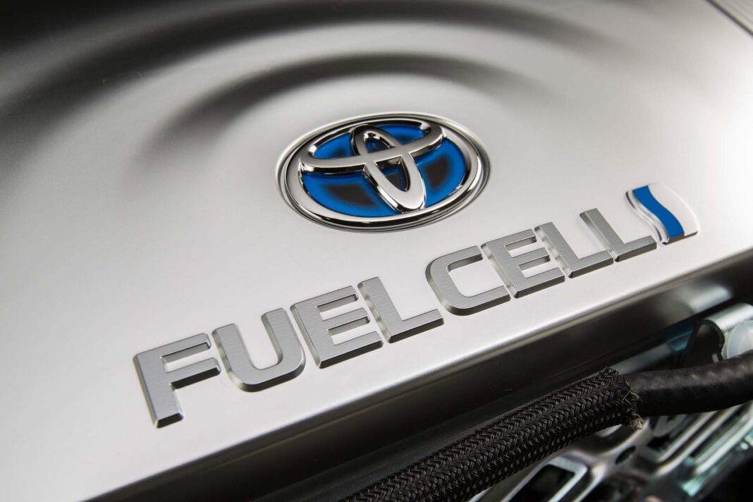 Toyota reveals new fuel-cell stack, isn’t giving up on hydrogen cars
