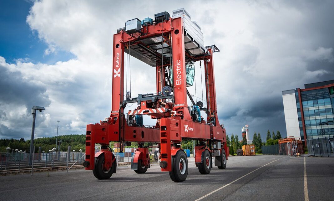 Charged EVs | Kalmar launches next-generation 533 kWh battery pack for electric straddle carriers