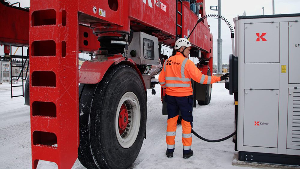 Charged EVs | DP World deploys 12 Kempower MCS EV chargers at London Gateway container port